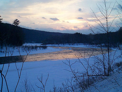 Sunset over one of the many bends in the Delaware River.